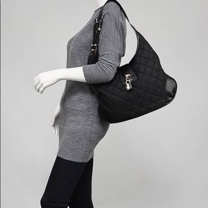 🔥🔥🔥 Burberry Quilted Hobo Bag With Lock
